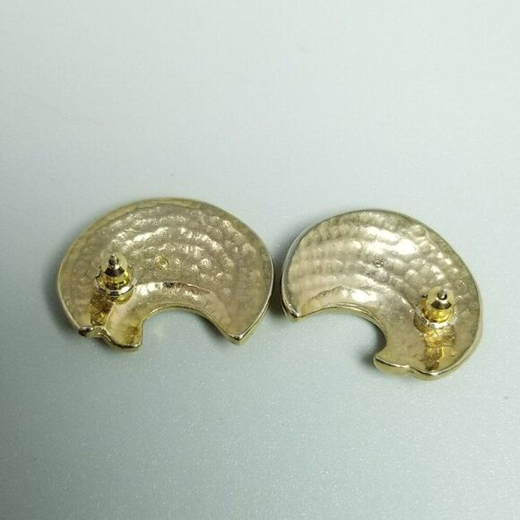 Vintage Yellow Enamel Crescent Shape Stud Earrings, 80s 90s Retro Style - Picture 3 of 6